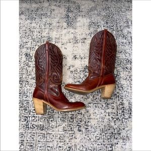 Dingo Cowgirl Boots | Size 7